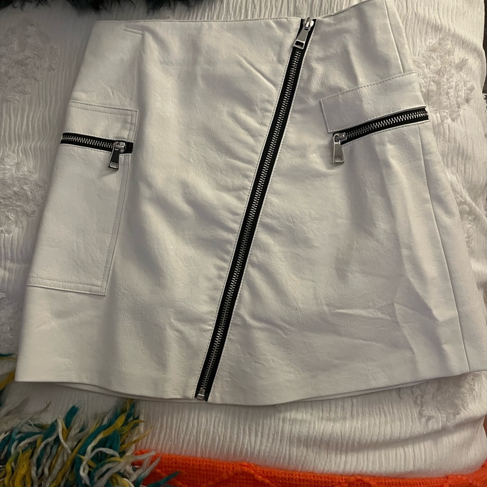 White leather mini skirt